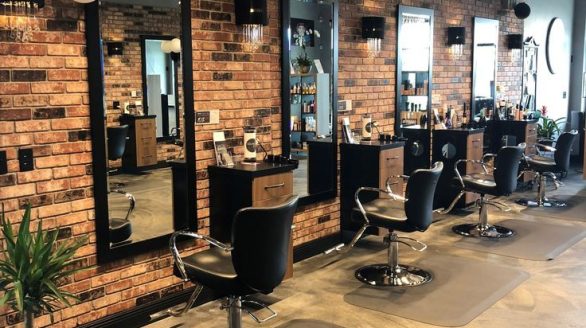 67a374a94d1a70bae898ed01_bricks-barbershop-decor-idea 67a374a94d1a70bae898ed01_bricks-barbershop-decor-idea